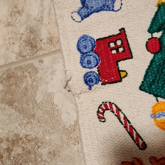 Sloane Stuart 100% cotton stencil rug or wall decor Christmas Tree design - Picture 5 of 9